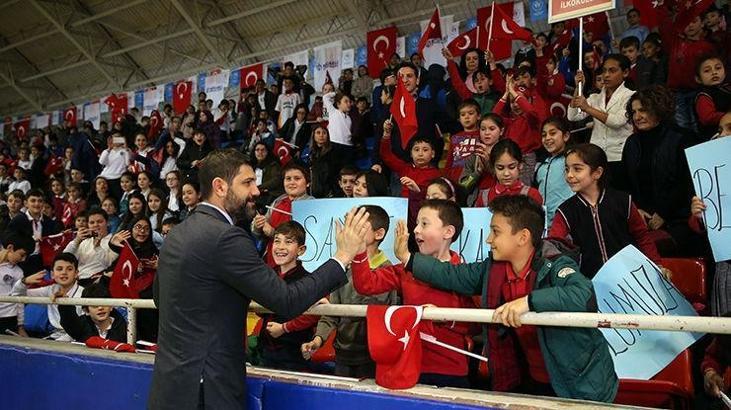 Ömer Onan'dan kardeş pası