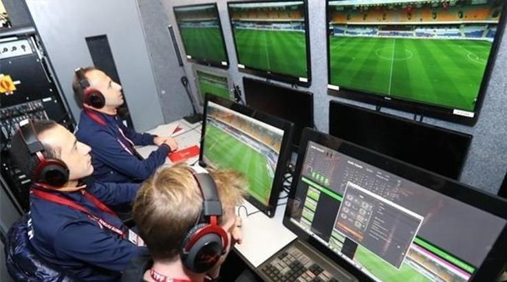 VAR'la ilgili radikal karar resmen açıklandı! Elle oynamada pozisyonlar izlenmeyecek...