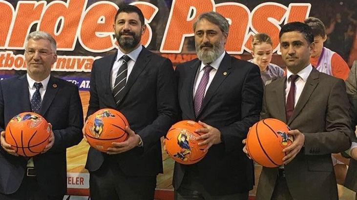 Basketler