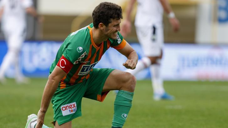 Alanyaspor'da Salih Uçan'dan kötü haber