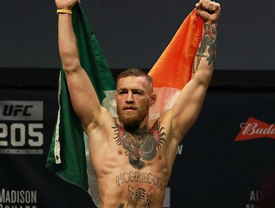 Ve Floyd Mayweather geri dönüyor! Conor McGregor...