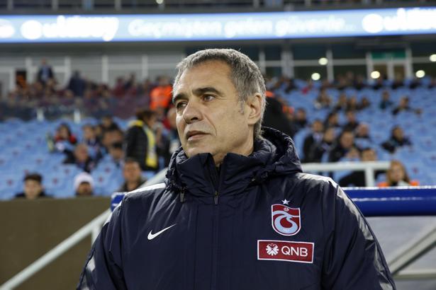 Ersun Yanal'a tam yetki