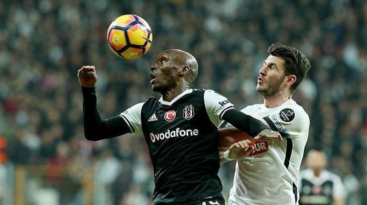 Atiba Hutchinson kendini aştı!