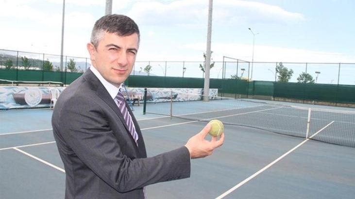 Liseli tenisçiler, dünya şampiyonu olmak istiyor