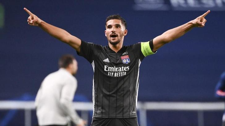 Juventus, Aouar'ın peşini bırakmıyor