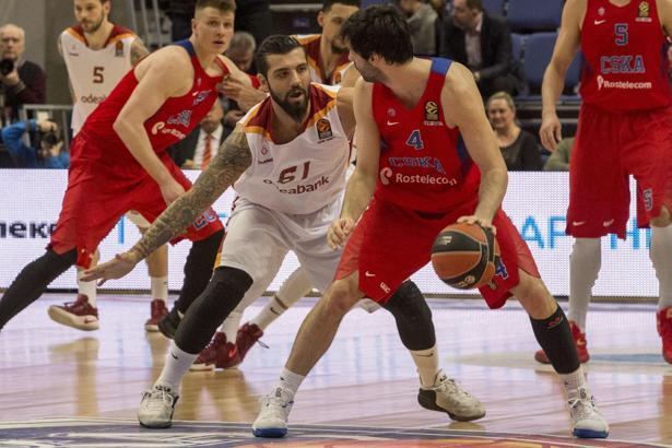 Euroleague'de 3 dev, Play-Off'u garantiledi