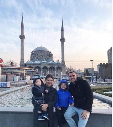 Campanharo'nun ailesi 'evde kal' çağrısına uyuyor