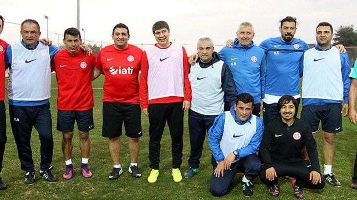 Menderes Türel'den Antalyaspor'a ziyaret