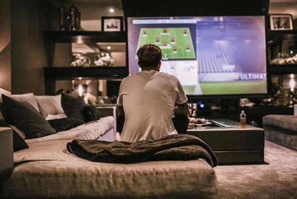 Karius FIFA'da rakiplerini bekliyor