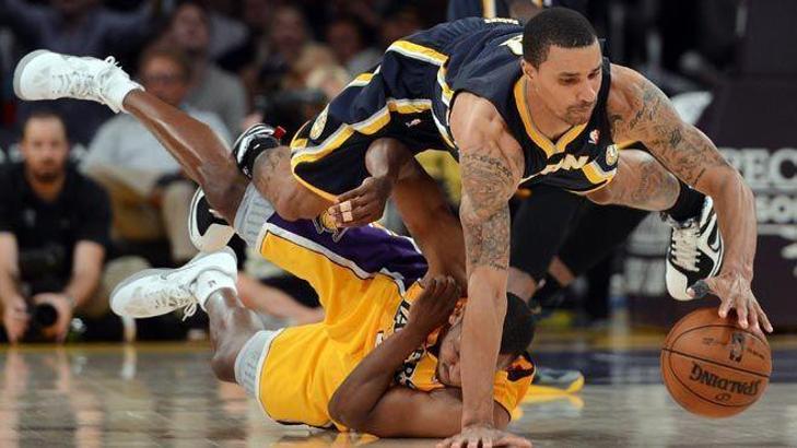 Kobe Bryant, Lakers'ı kurtaramadı: 77-79