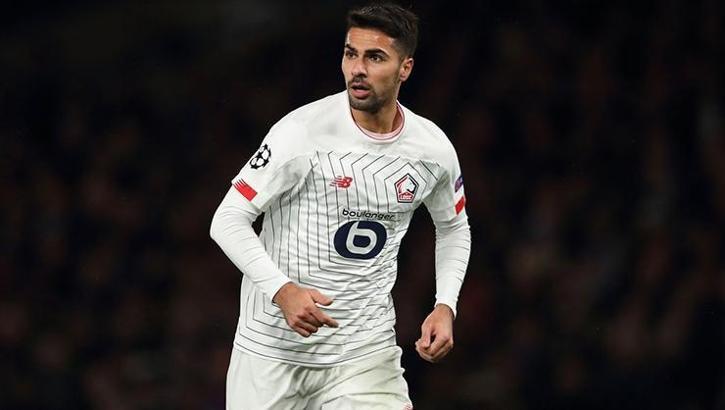 Zeki Çelik, Arsenal'in gündeminde