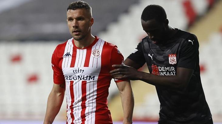 Antalyaspor'un serisini Sivasspor bitirdi