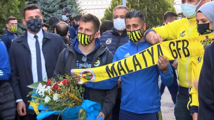 Fenerbahçe'ye Malatya'da coşkulu karşılama