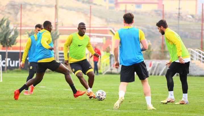 Yeni Malatyaspor, yarın Fenerbahçe'yi ağırlayacak
