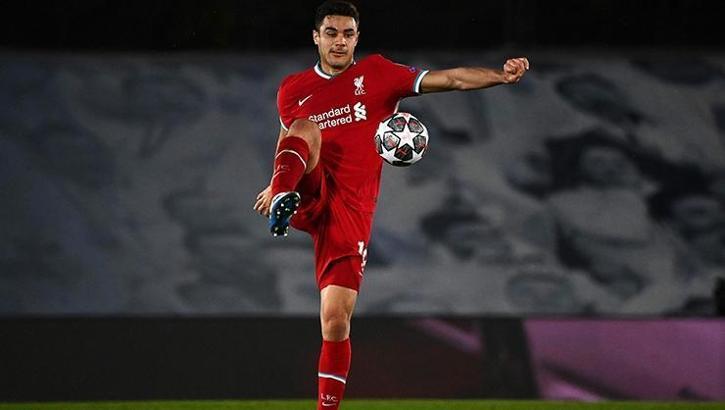 Liverpool Ozan Kabak'ı takımda tutmak istiyor