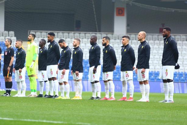 Yeni Malatyaspor'da Fenerbahçe maçı öncesi şok! Vaka sayı 8 oldu