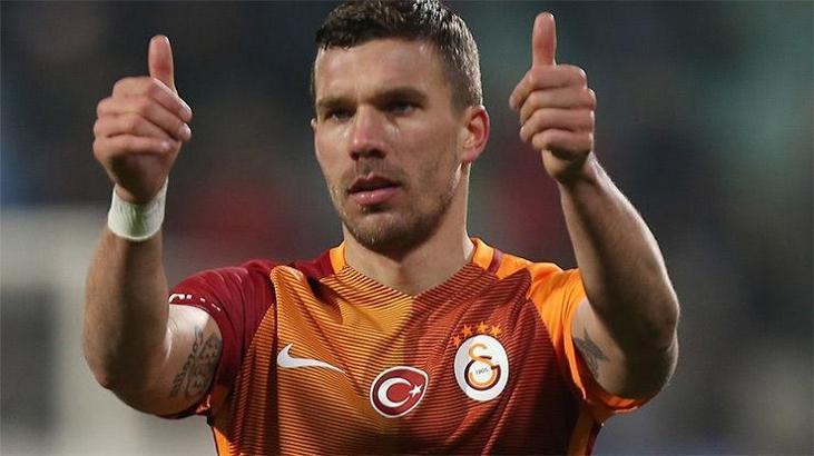 Galatasaray Podolski'yi KAP'a bildirdi!