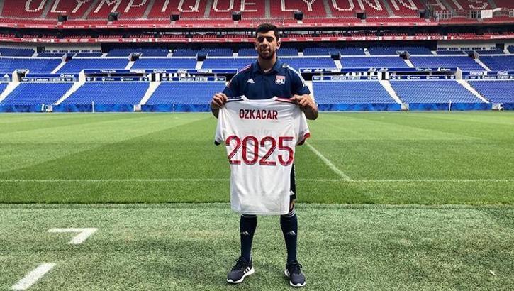 Cenk Özkaçar'dan Lyon ve Depay açıklaması