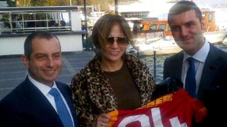 J.Lo'ya anlamlı hediye
