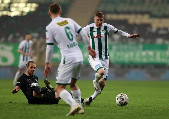 Bursaspor, Play-Off yarışında fırsat tepti