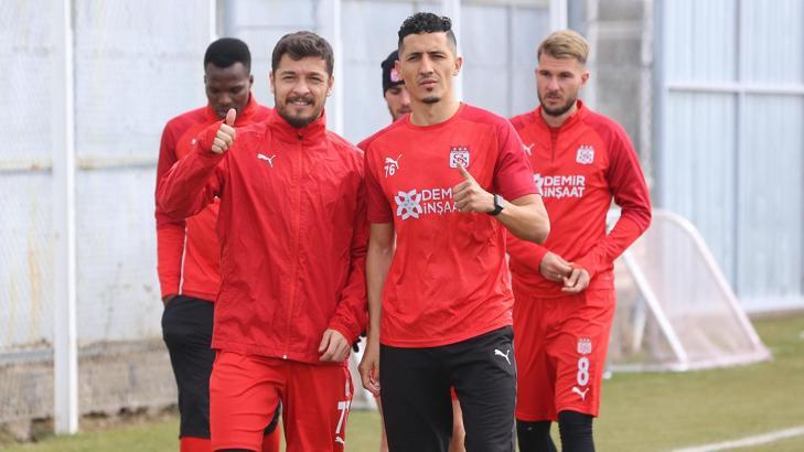 Sivasspor, yarın Antalyaspor'a konuk olacak