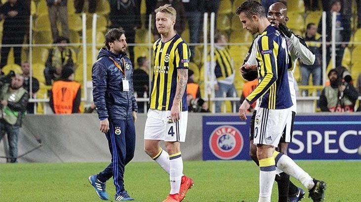 Fenerbahçe'de Simon Kjaer gidiyor