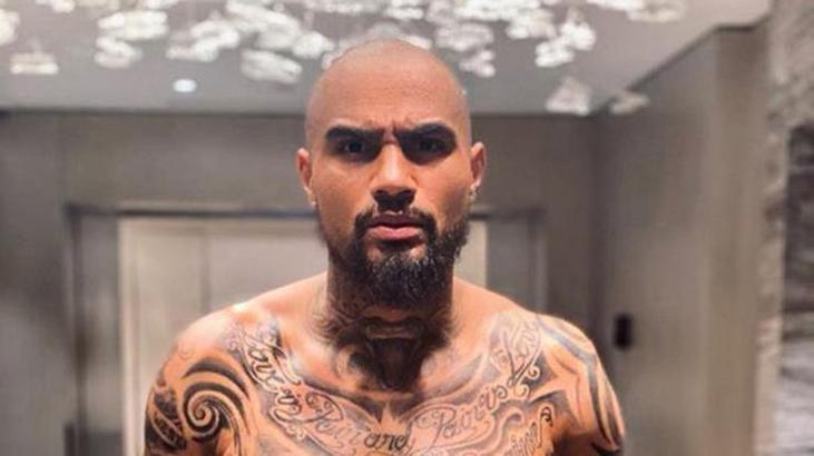 Boateng kafayı değiştirdi!