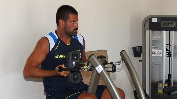 Kaleci Volkan açık kapatıyor