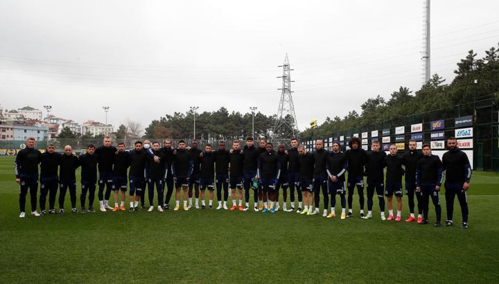 Fenerbahçe'den bir 4 Nisan 2015 paylaşımı daha...
