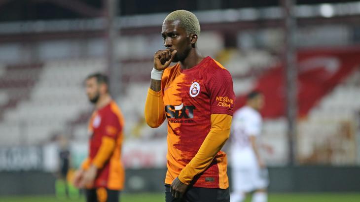 Galatasaray düşüşün önüne geçemedi