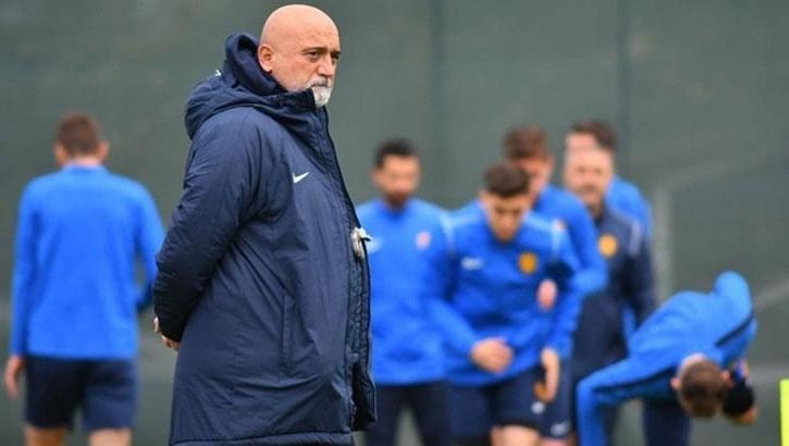 Ankaragücü Hikmet Karaman'a güveniyor