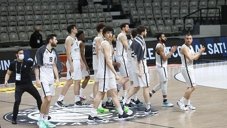 SON DAKİKA! Beşiktaş Icrypex'te 30 kişi koronavirüs oldu, Bahçeşehir Koleji maçı ertelendi