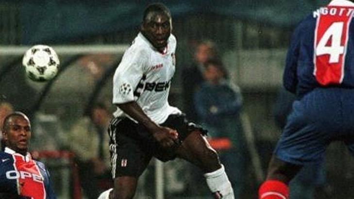 Daniel Amokachi geri dönüyor!