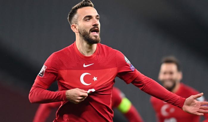 Milli futbolcu Kenan Karaman'ın Covid-19 testi pozitif çıktı