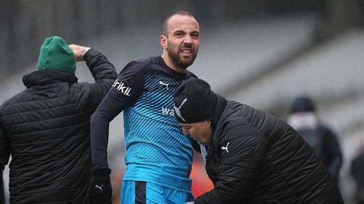 Bursaspor'da Deniz Yılmaz ve Sercan Yıldırım kadro dışı