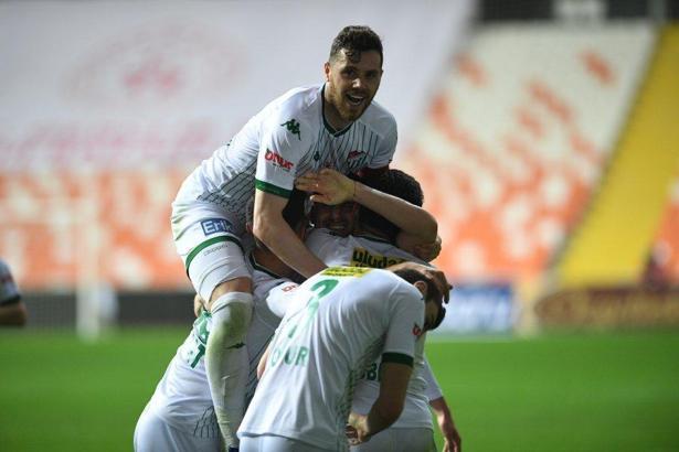 Bursaspor, zorlu haftadan avantajla ayrılmak istiyor