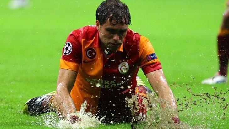 Cim Bom'da Elmander şoku!