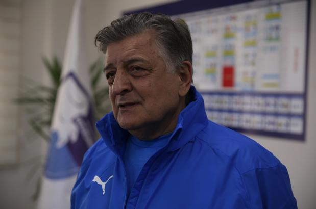Yılmaz Vural, kariyerine 35 yılda 30 takım sığdırdı