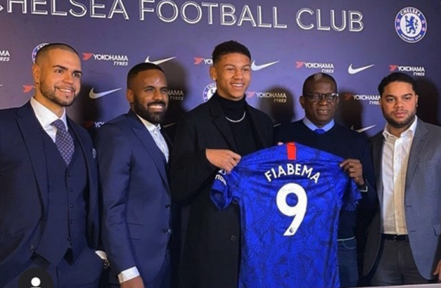 Chelsea'den menajerlere 35 milyon sterlin!