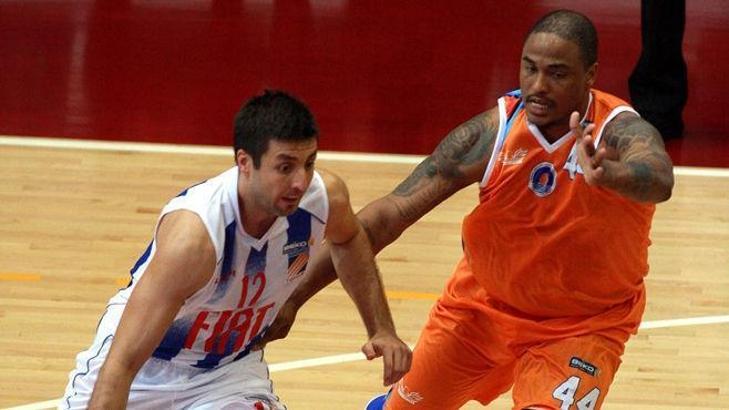 Tofaş puanla başladı: 71-68