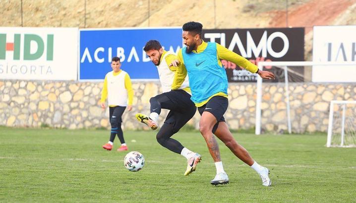 Yeni Malatyaspor'da Başakşehir maçı hazırlıkları sürüyor
