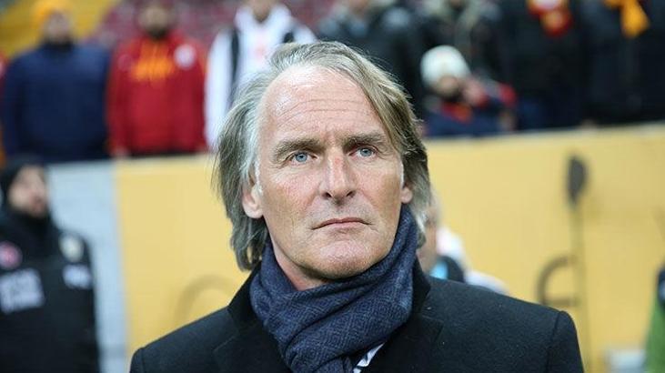 Riekerink izin gününde kovuldu!