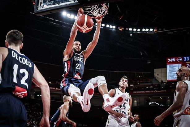Fransa, Ürdün karşısında ter attı: 103-64