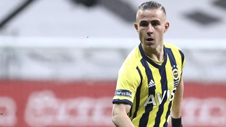 Dimitris Pelkas Gürcistan maçında sahada