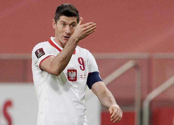 Robert Lewandowski'den ve Bayern Münih ve Polonya'yı yıkan haber