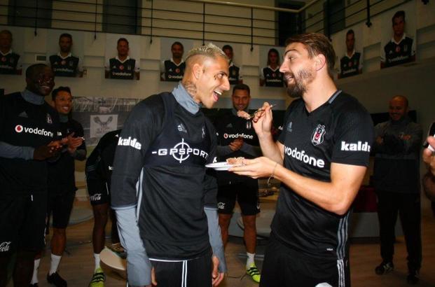 Quaresma ile Caner Erkin sosyal medyayı salladı!