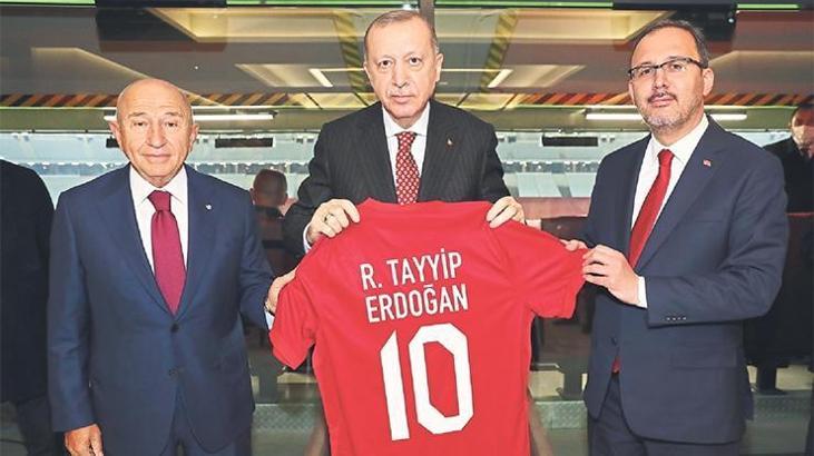 Cumhurbaşkanı Milli Takım'ı yalnız bırakmadı