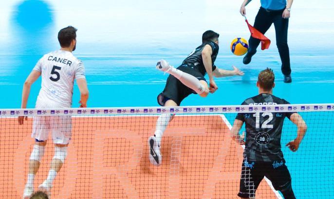 Kupa Voley'de finalin adı Spor Toto - Halkbank oldu