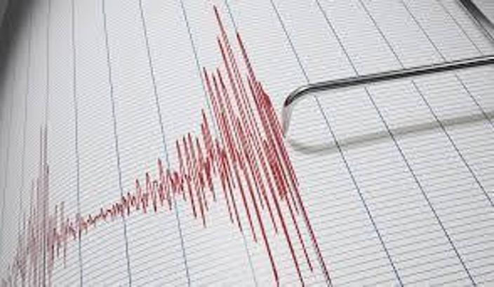 Son dakika.. Deprem mi oldu? İzmir'de deprem
