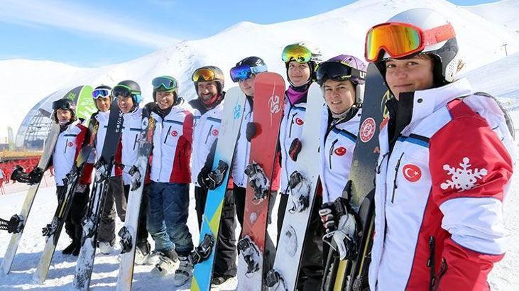 Milli snowboardcular EYOF'ta madalya peşinde